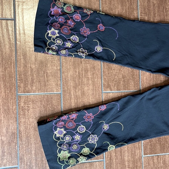 Amnesia Original Paris Pants - Picture 4 of 7